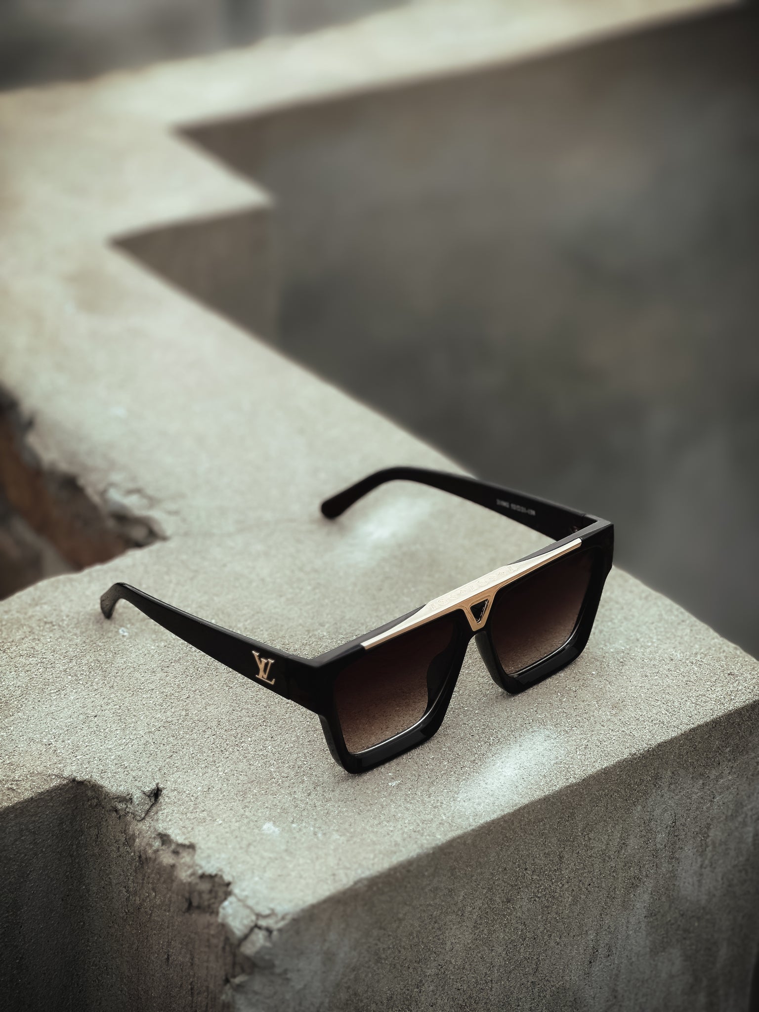 The Legend Shades