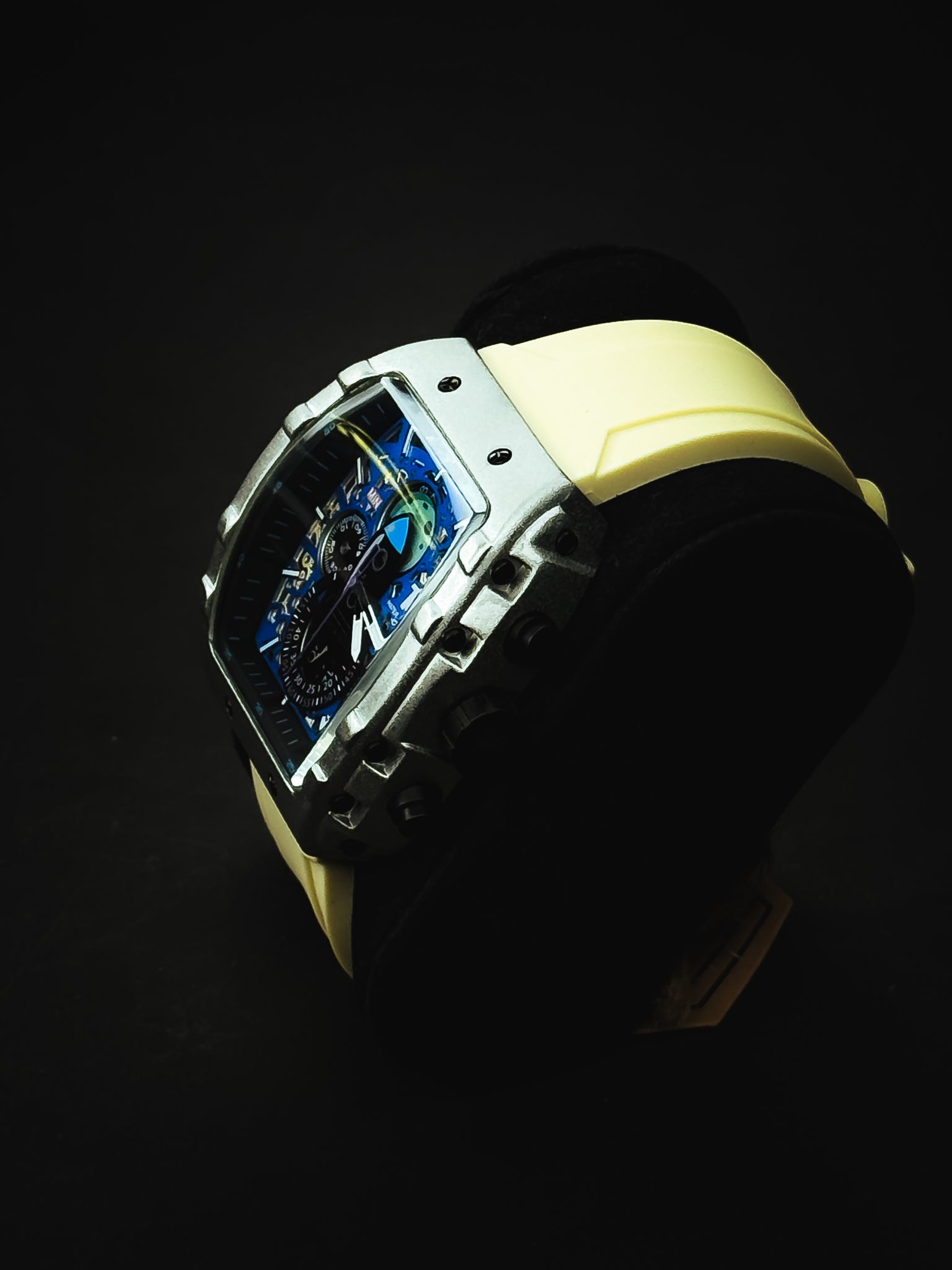 Shahenshah Blue Tech Masterpiece (White Edition)