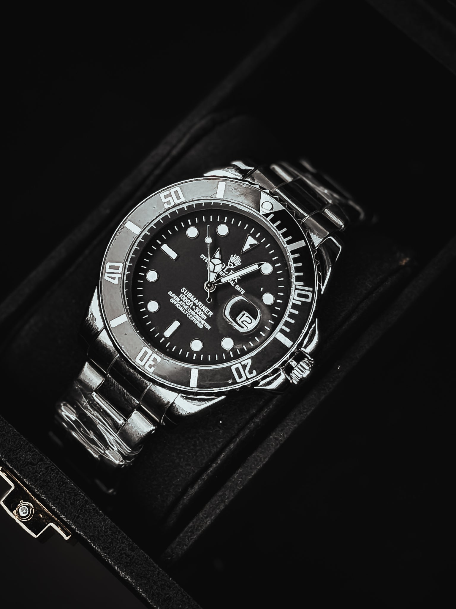 Rollie Submariner – Dual Throne Edition