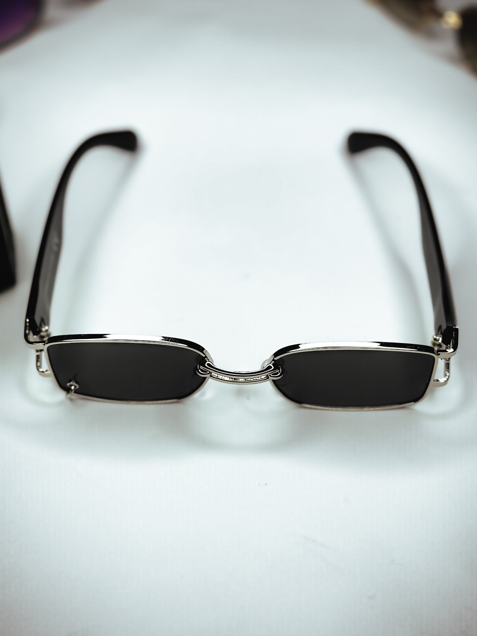 Luxora Shades