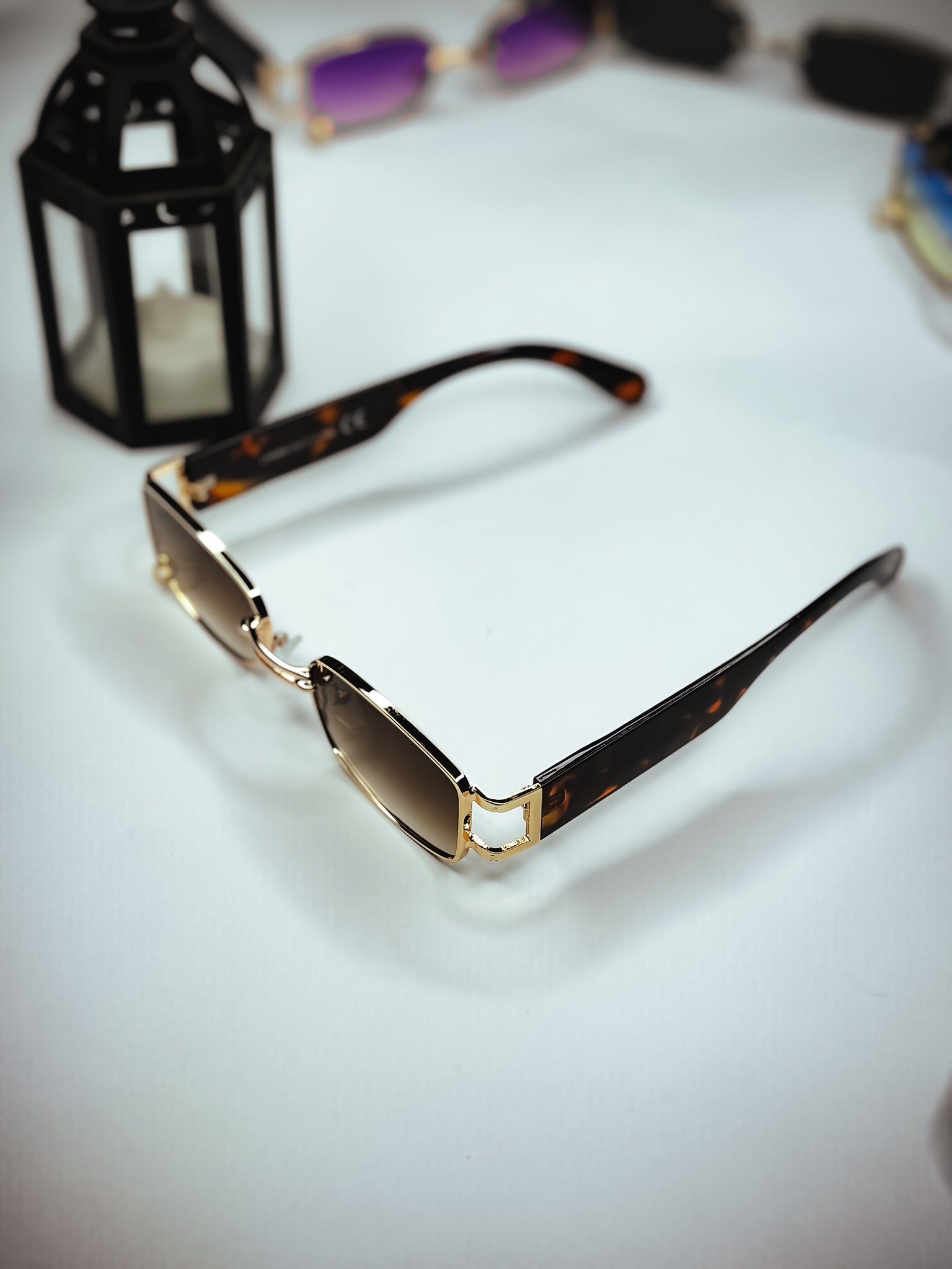Luxora Shades