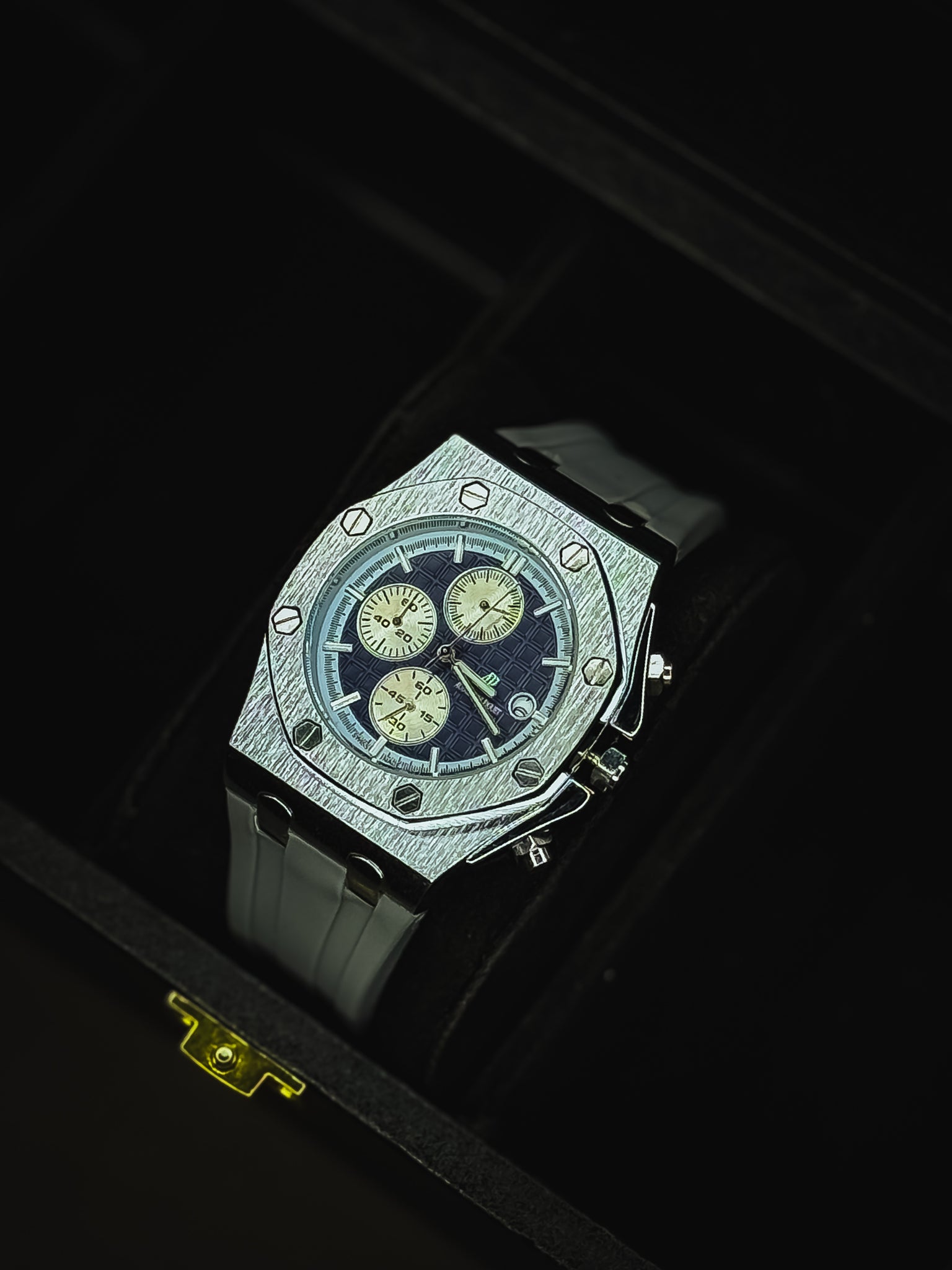 AP Chrono Beast