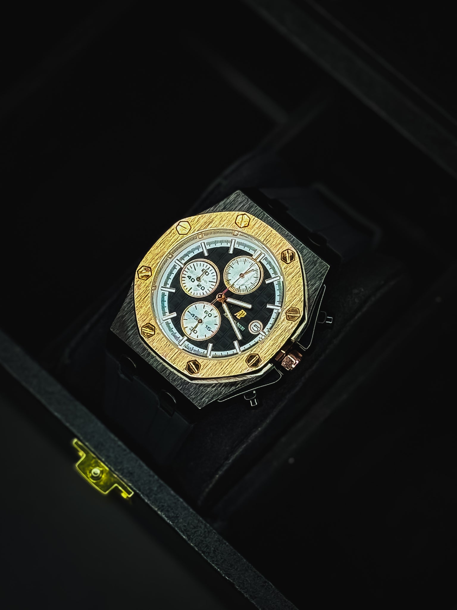 AP Chrono Beast