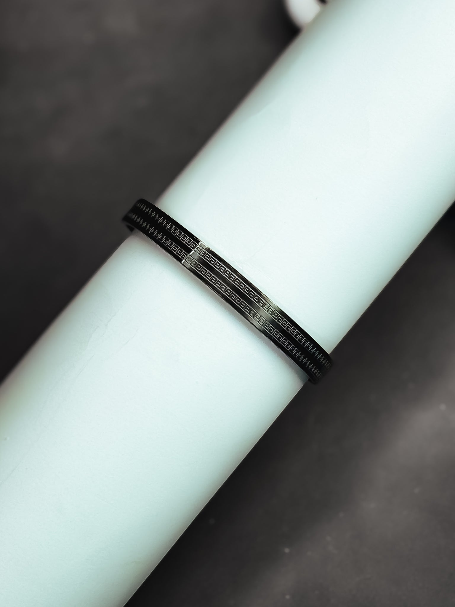 Dynox Edge Handcuff Bracelet