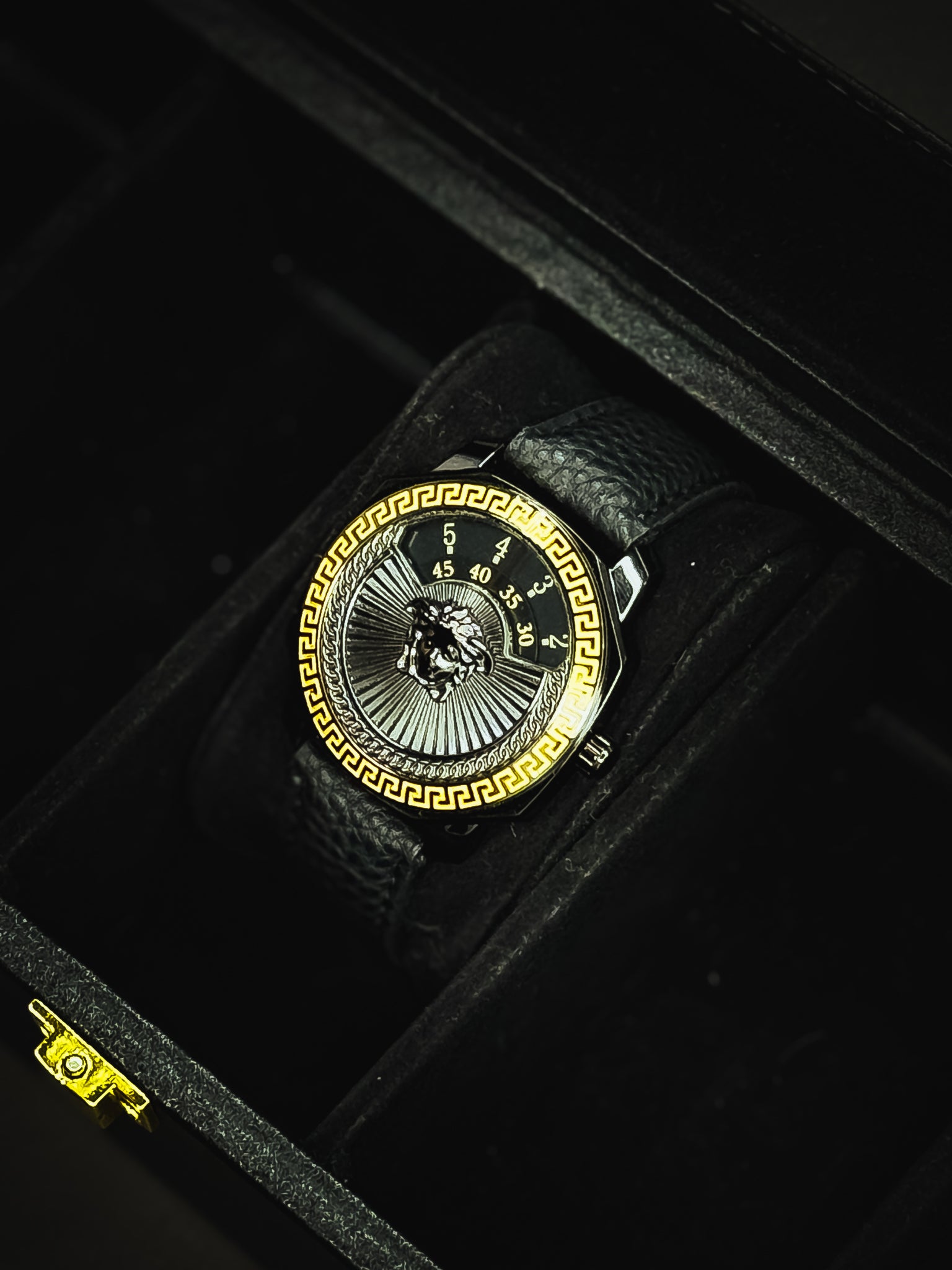 Medoro Legacy Noir Watch