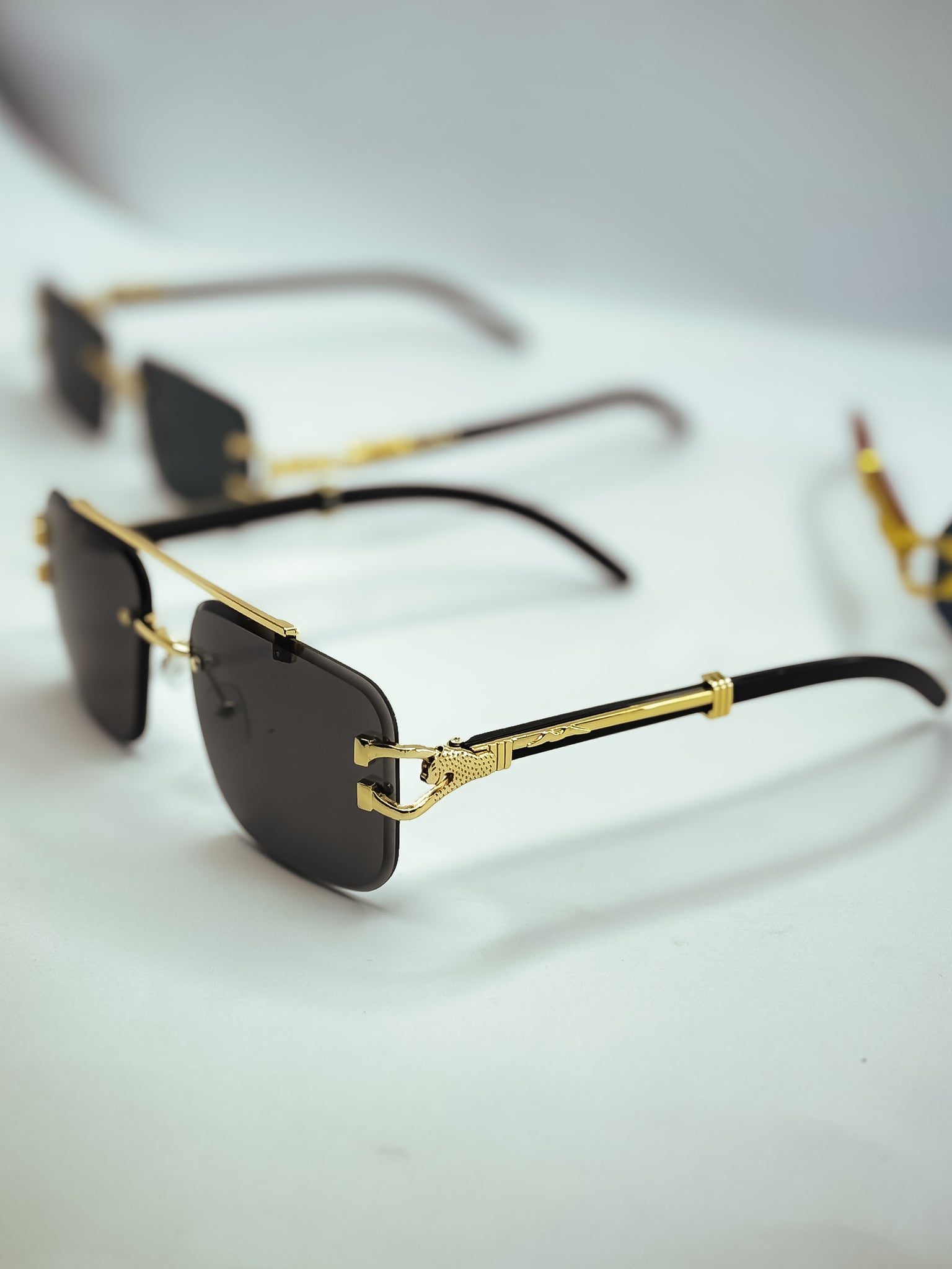 Pack Of 3 Elegant Glasses Deal - Flat 50 % Off