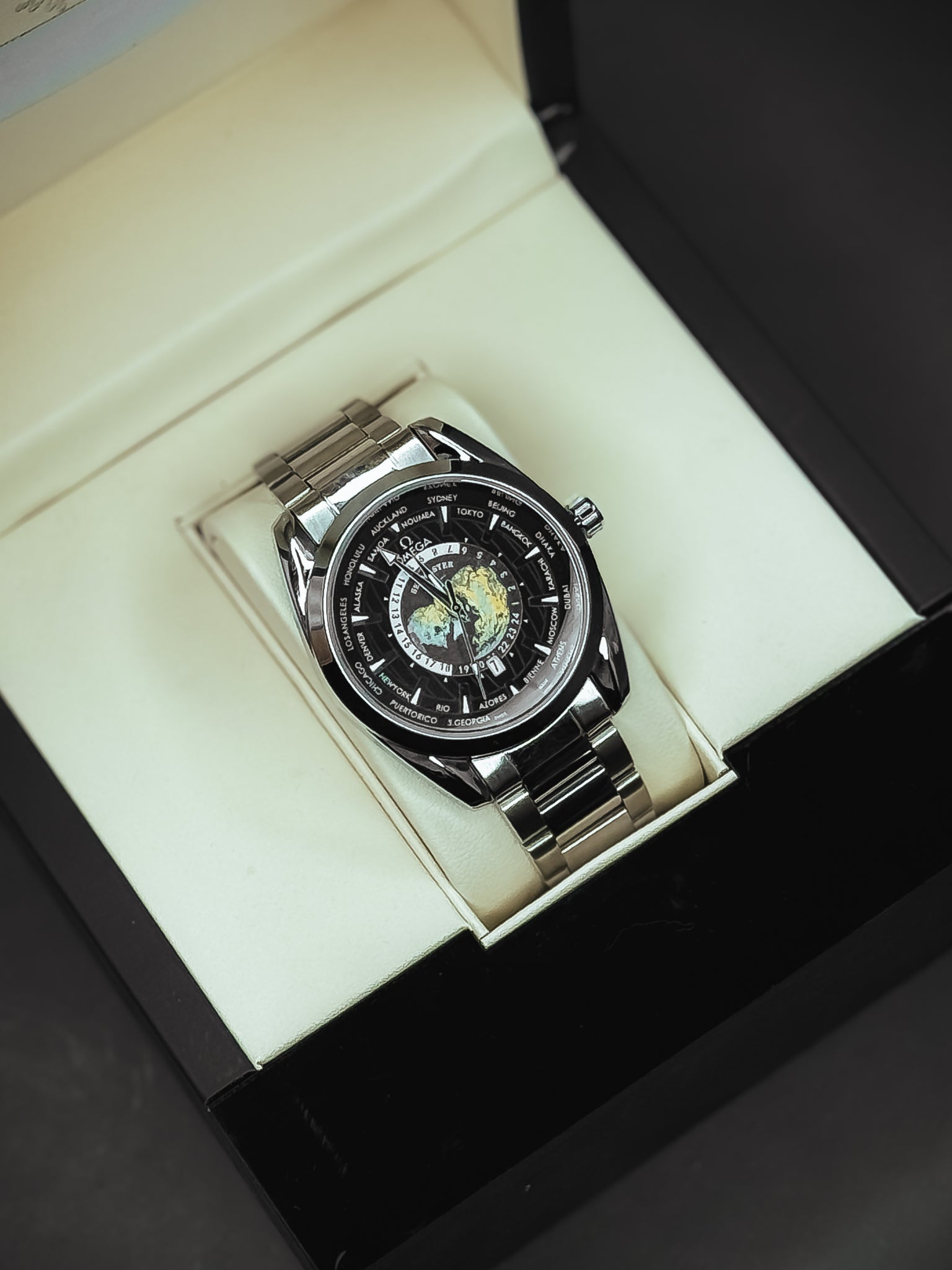 O-Mega Master Chain Watch