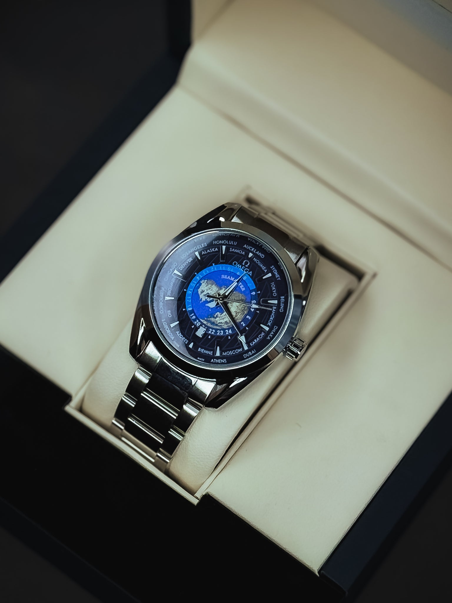 O-Mega Master Chain Watch