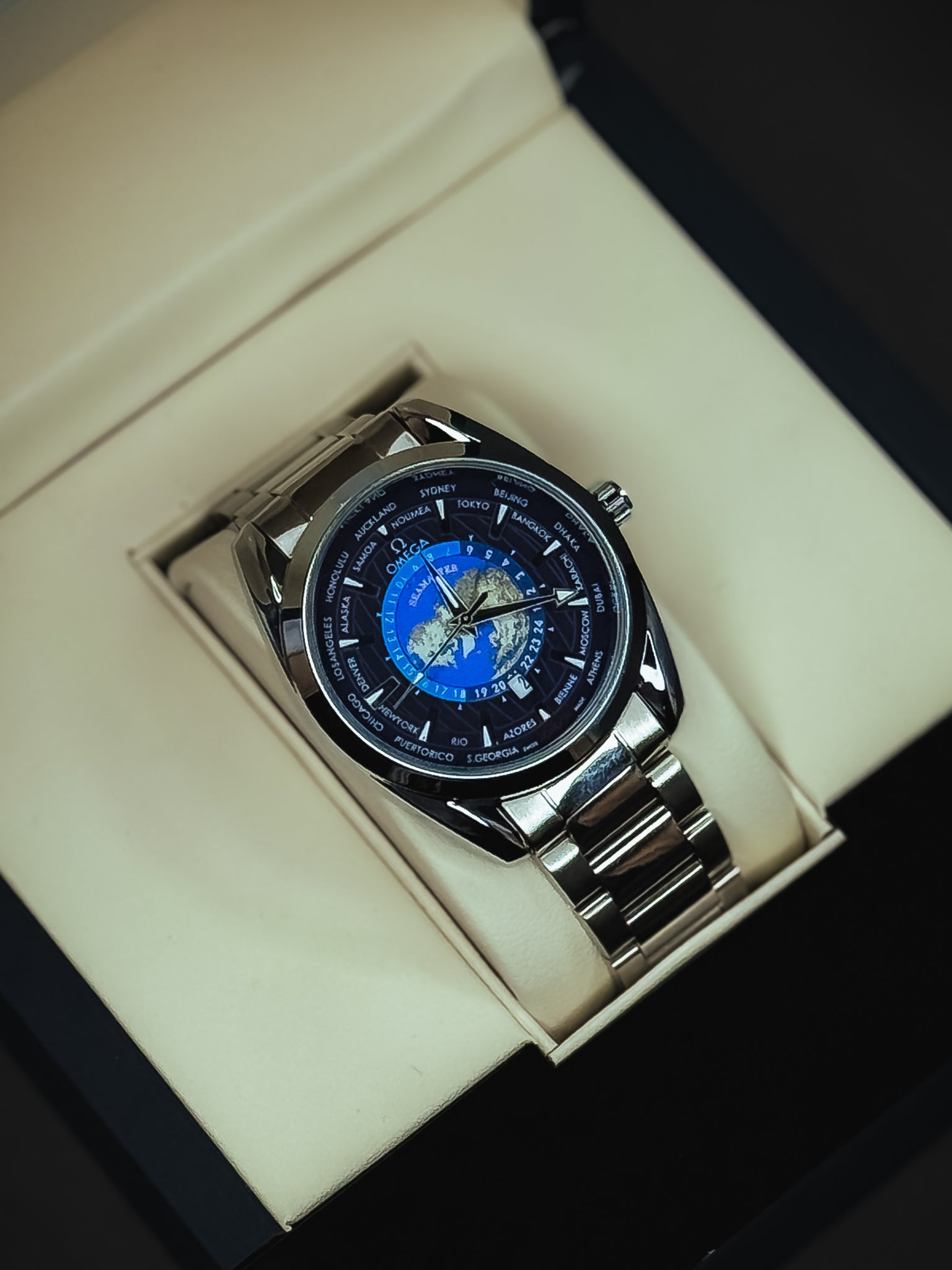 O-Mega Master Chain Watch