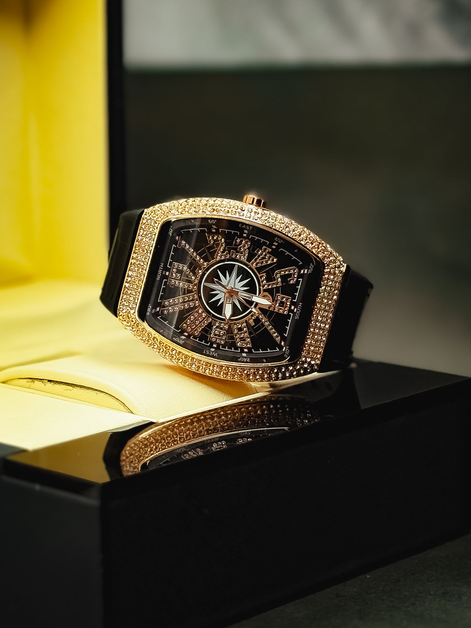 FM Diamond