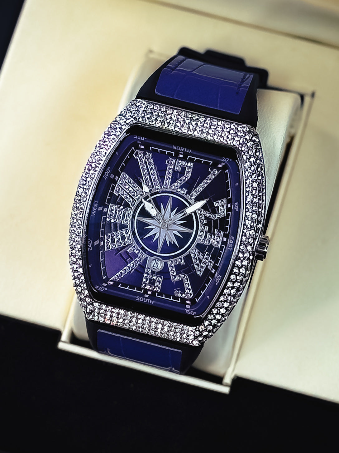 FM Diamond