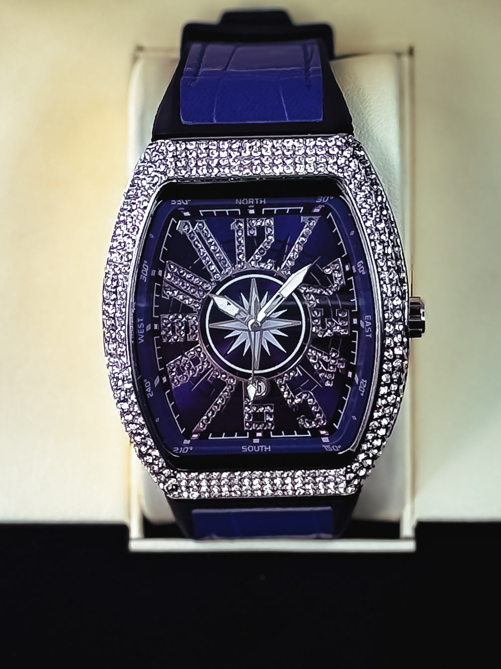 FM Diamond
