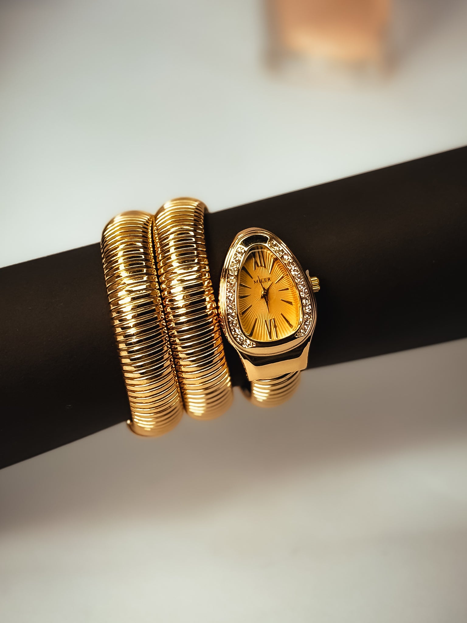Cobra Curve (Ladies Watch)
