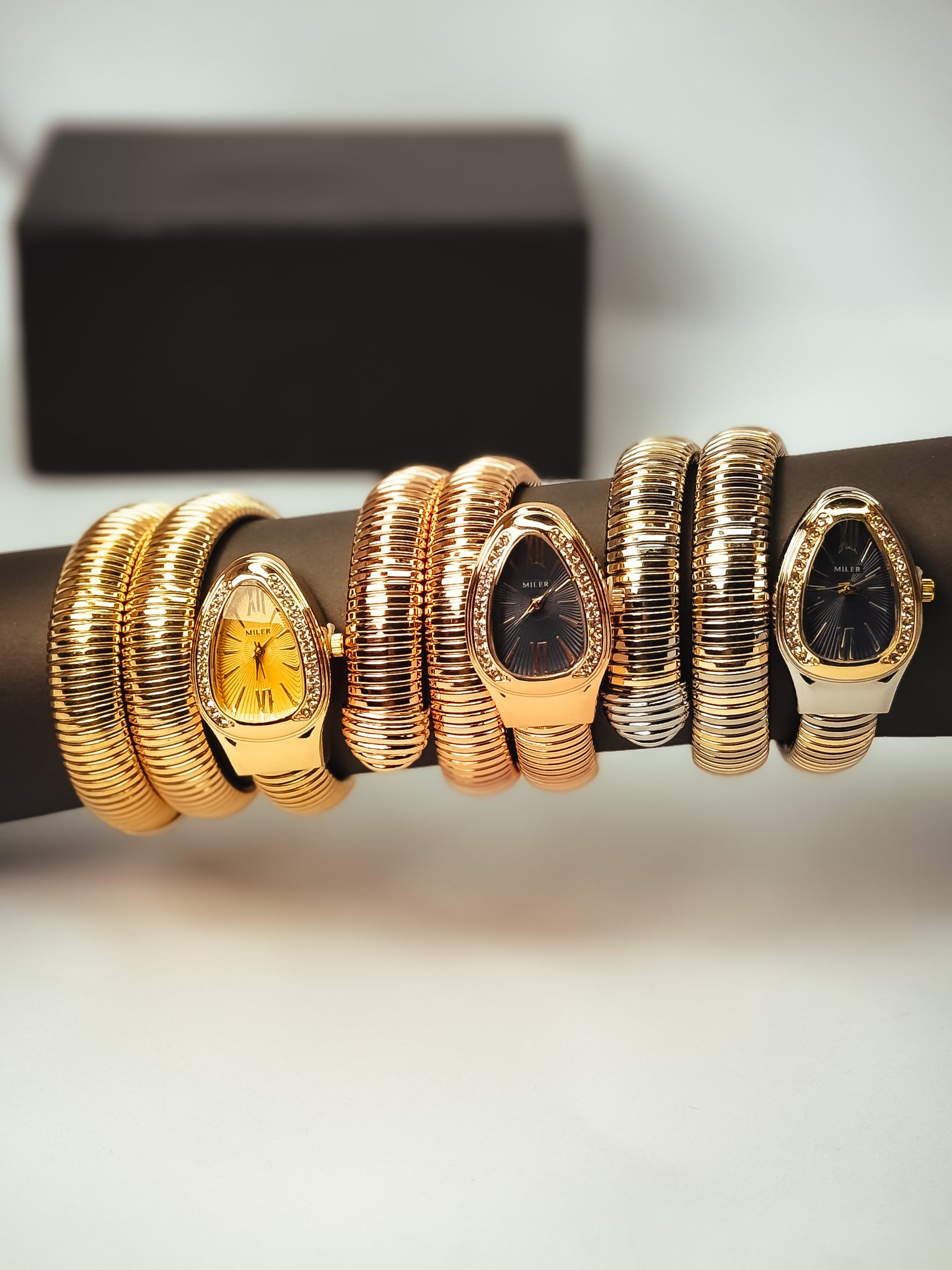 Cobra Curve (Ladies Watch)