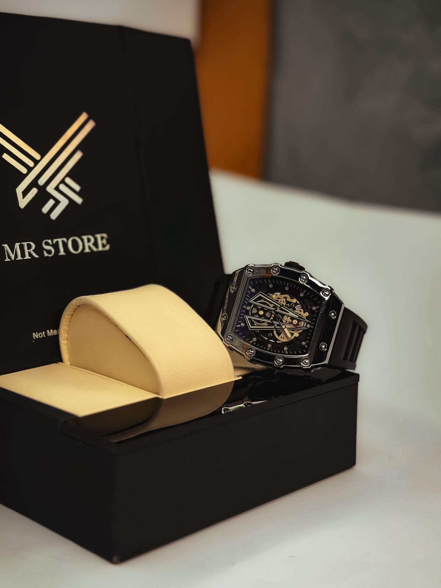 RM Elegant Watch
