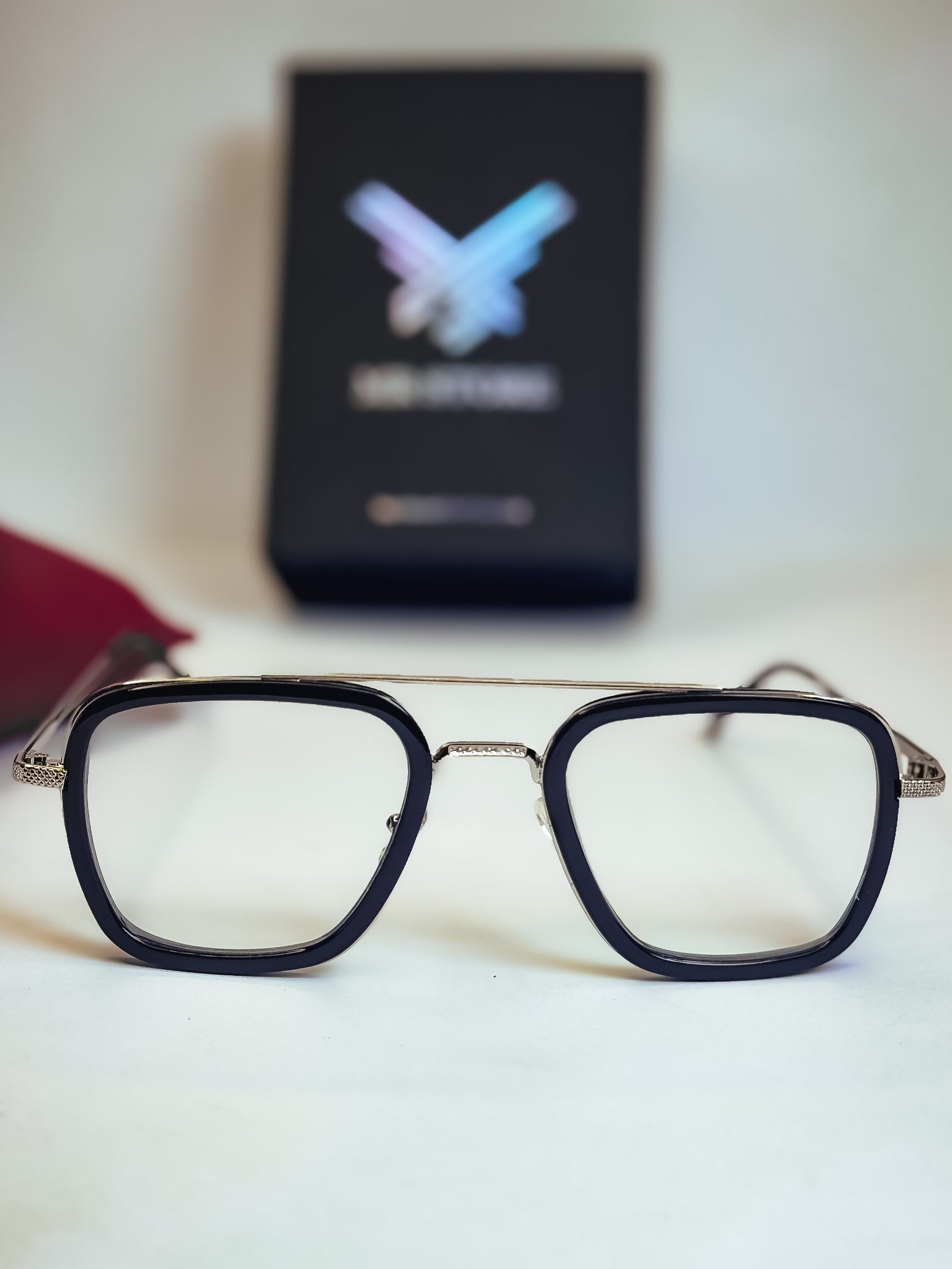 Tony Stark–inspired solar glasses