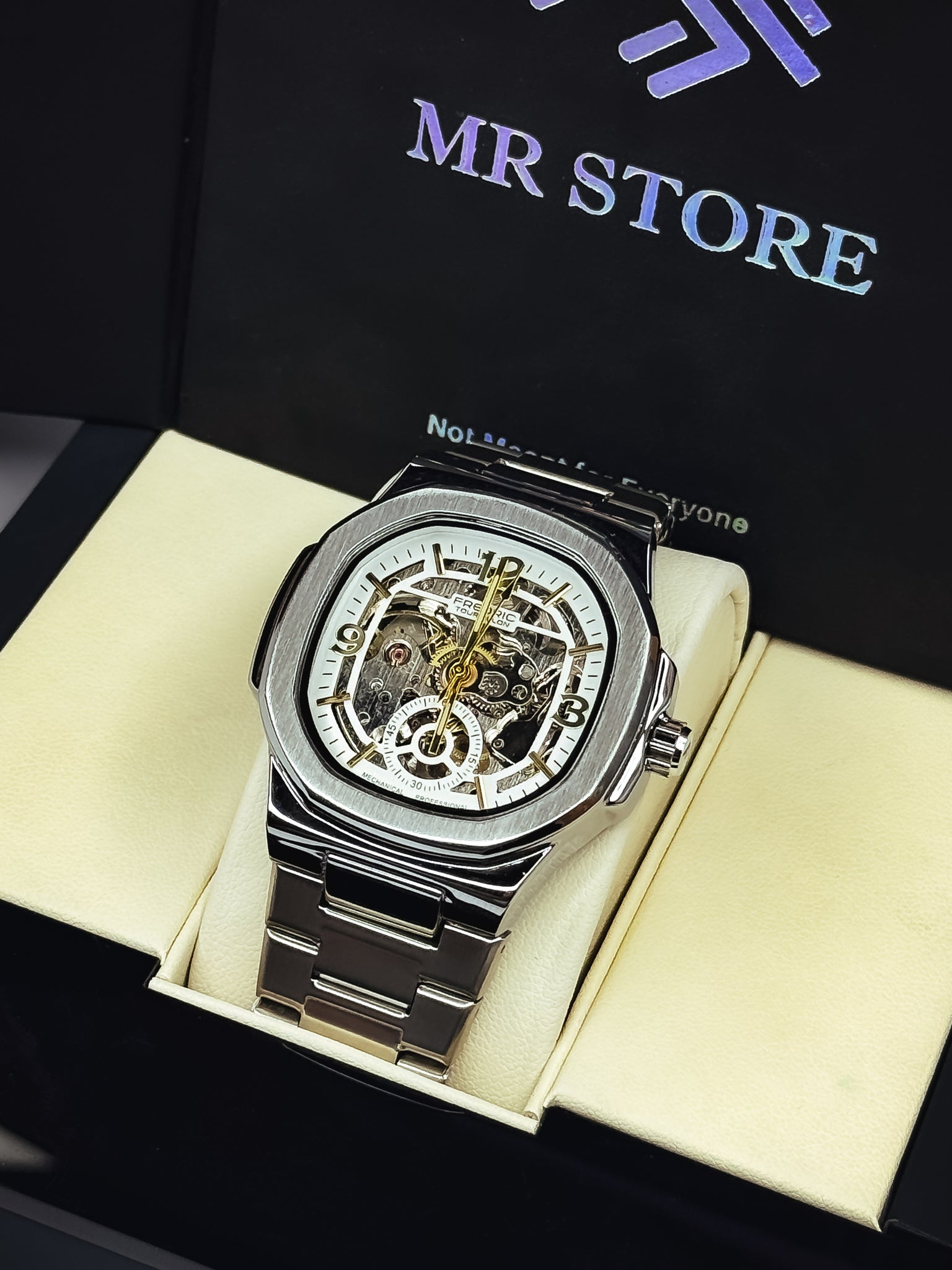 FT Square Automatic