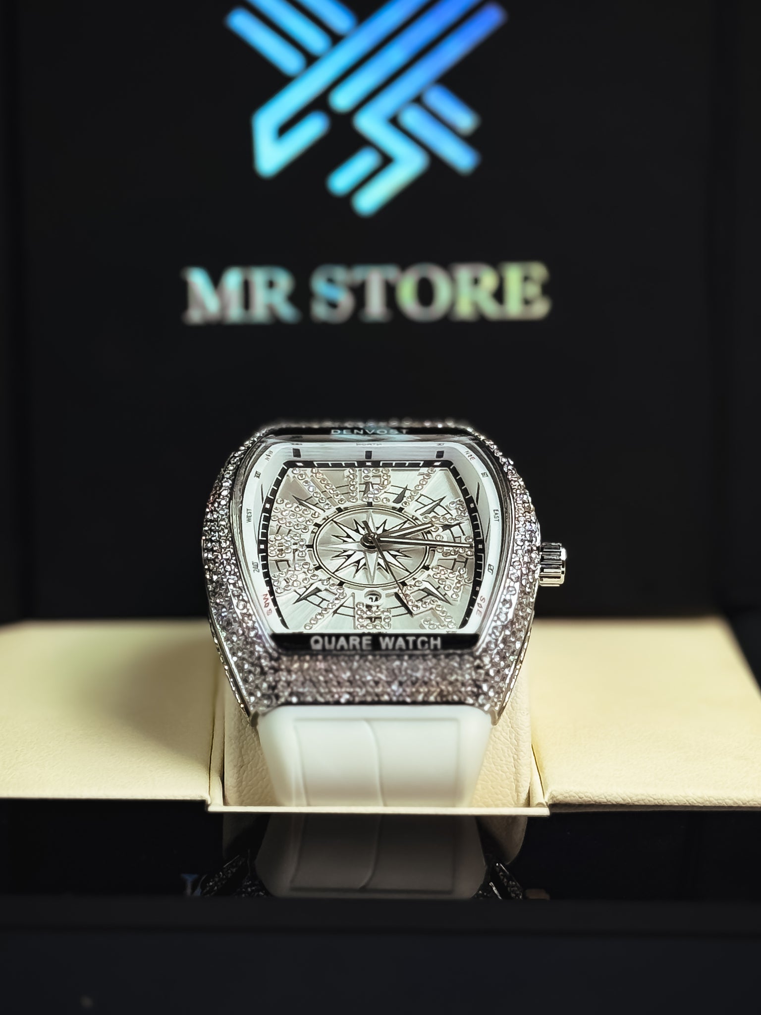 FM Diamond