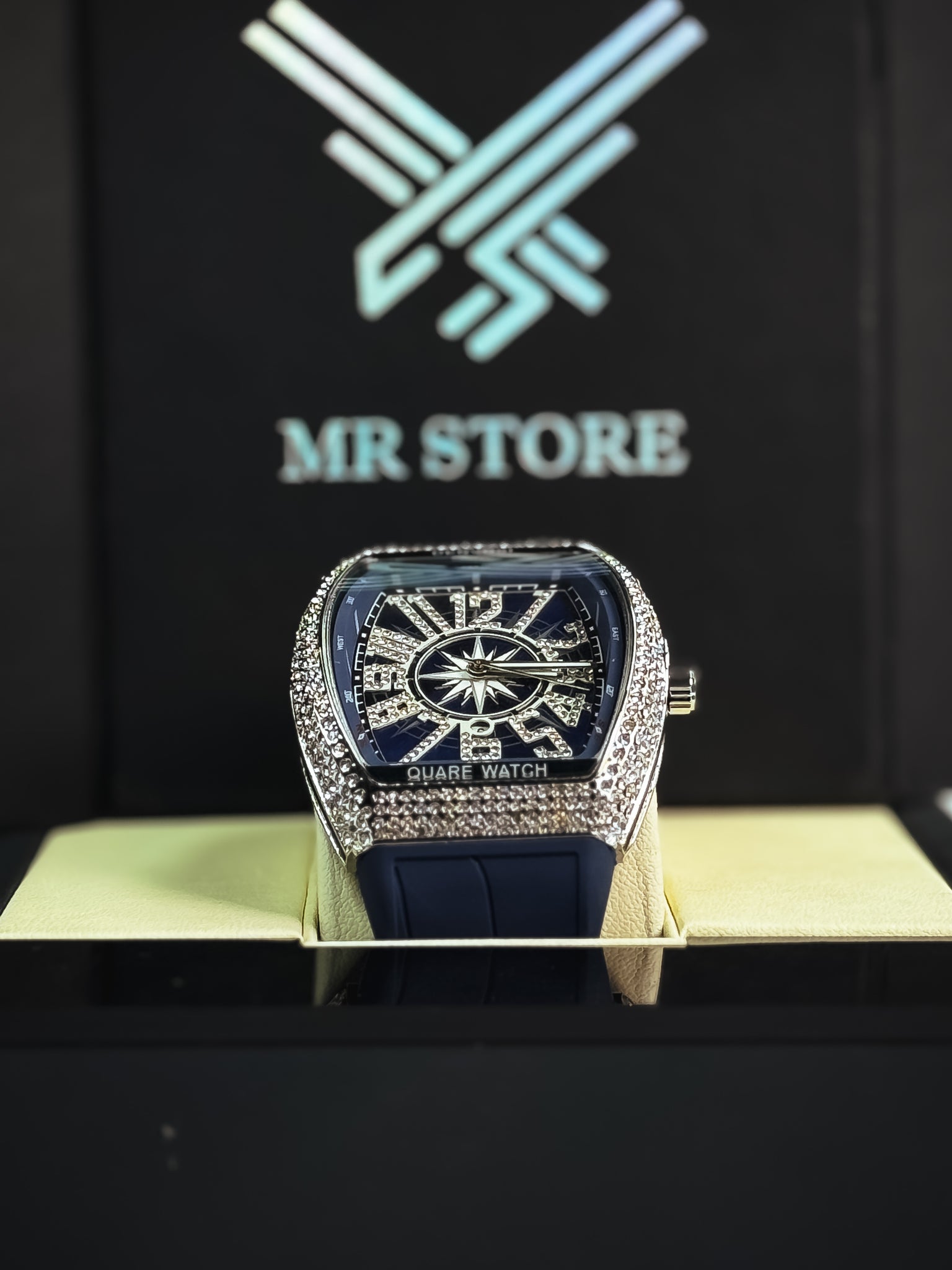 FM Diamond