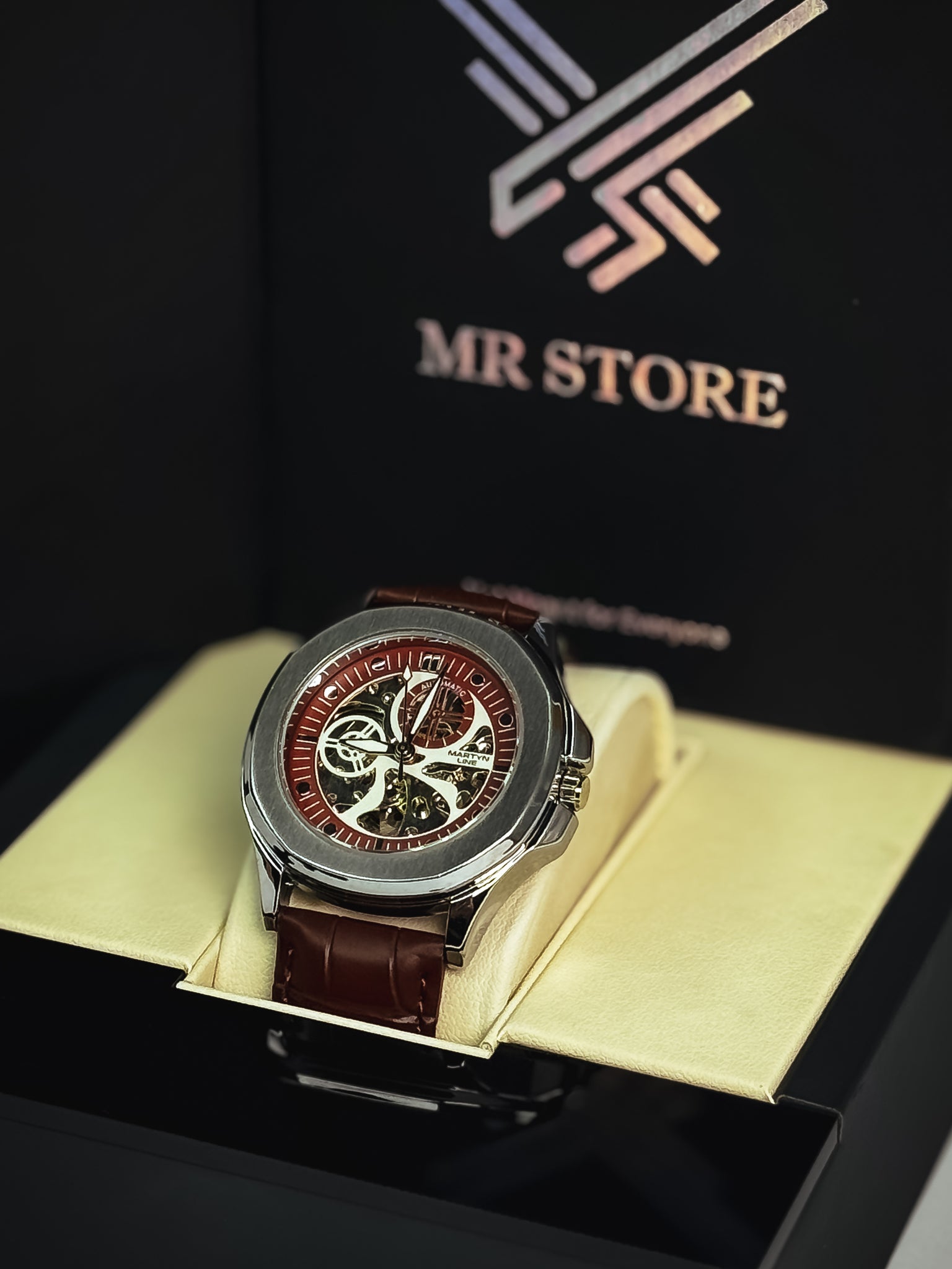 Magno Rounder Automatic Watch