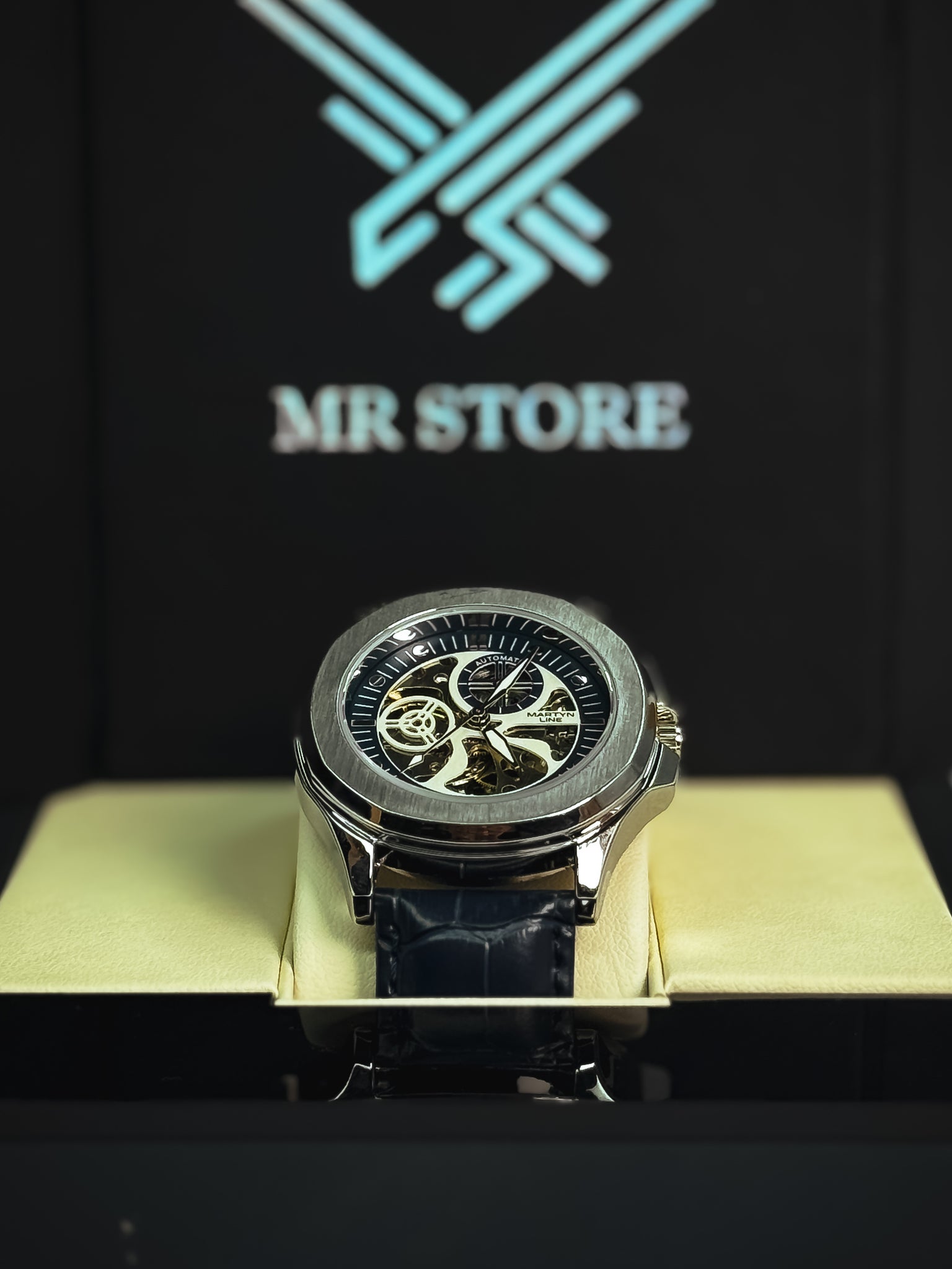 Magno Rounder Automatic Watch