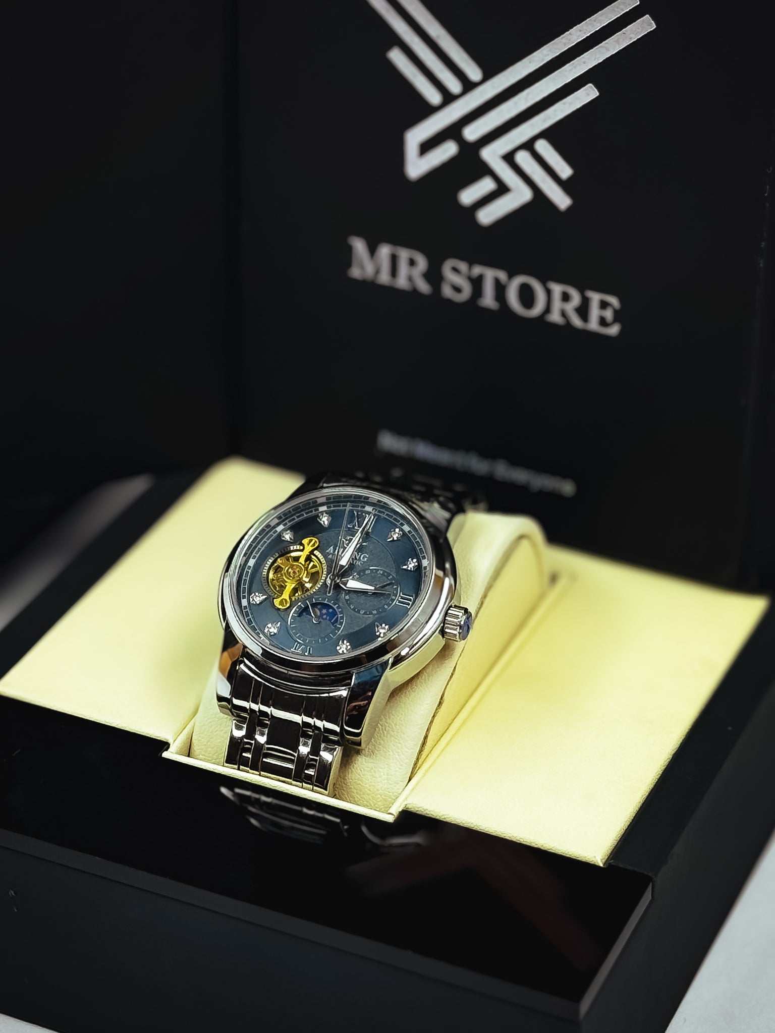 Timeverse Auto Watch