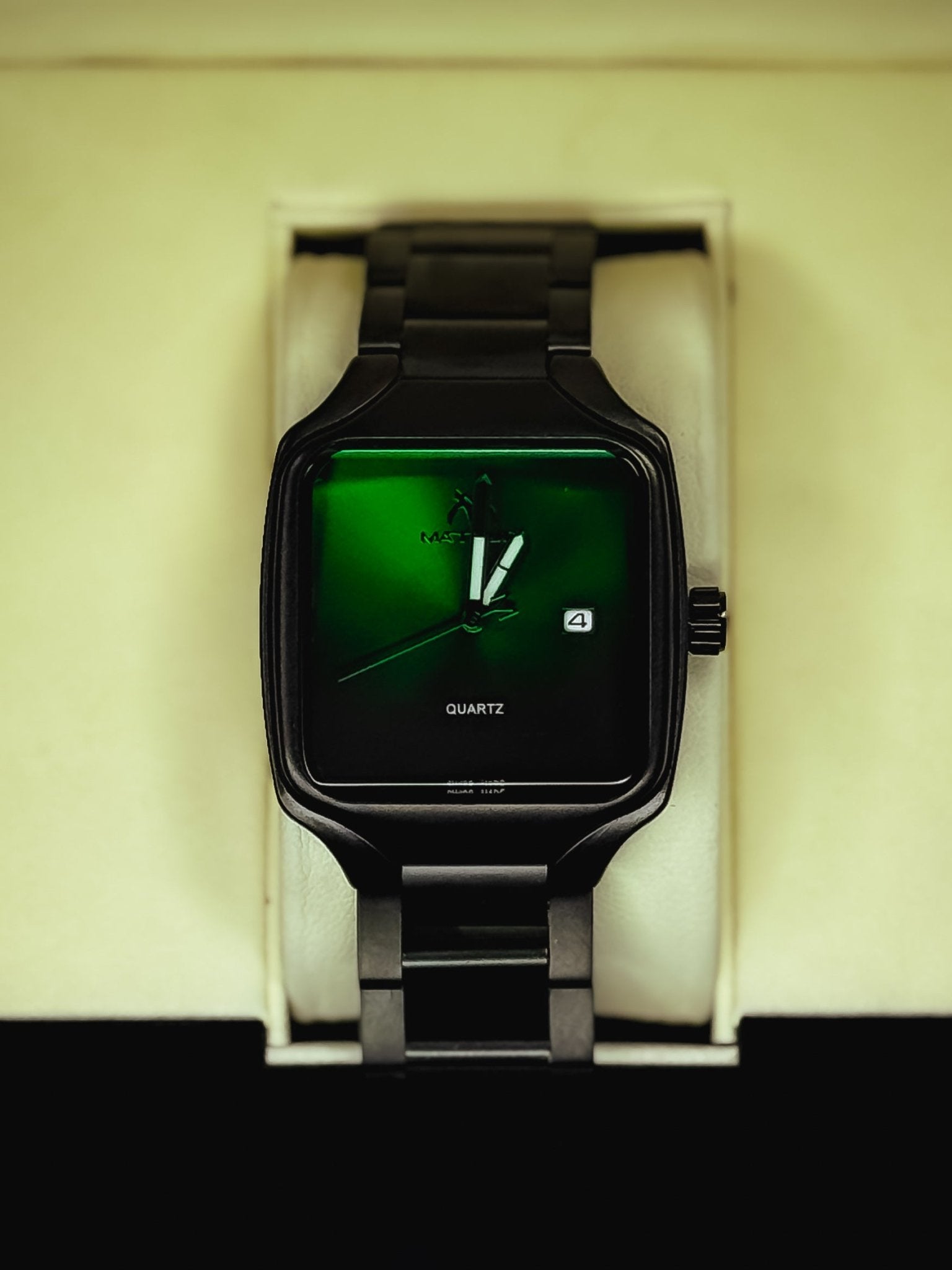 M Ultra Watch