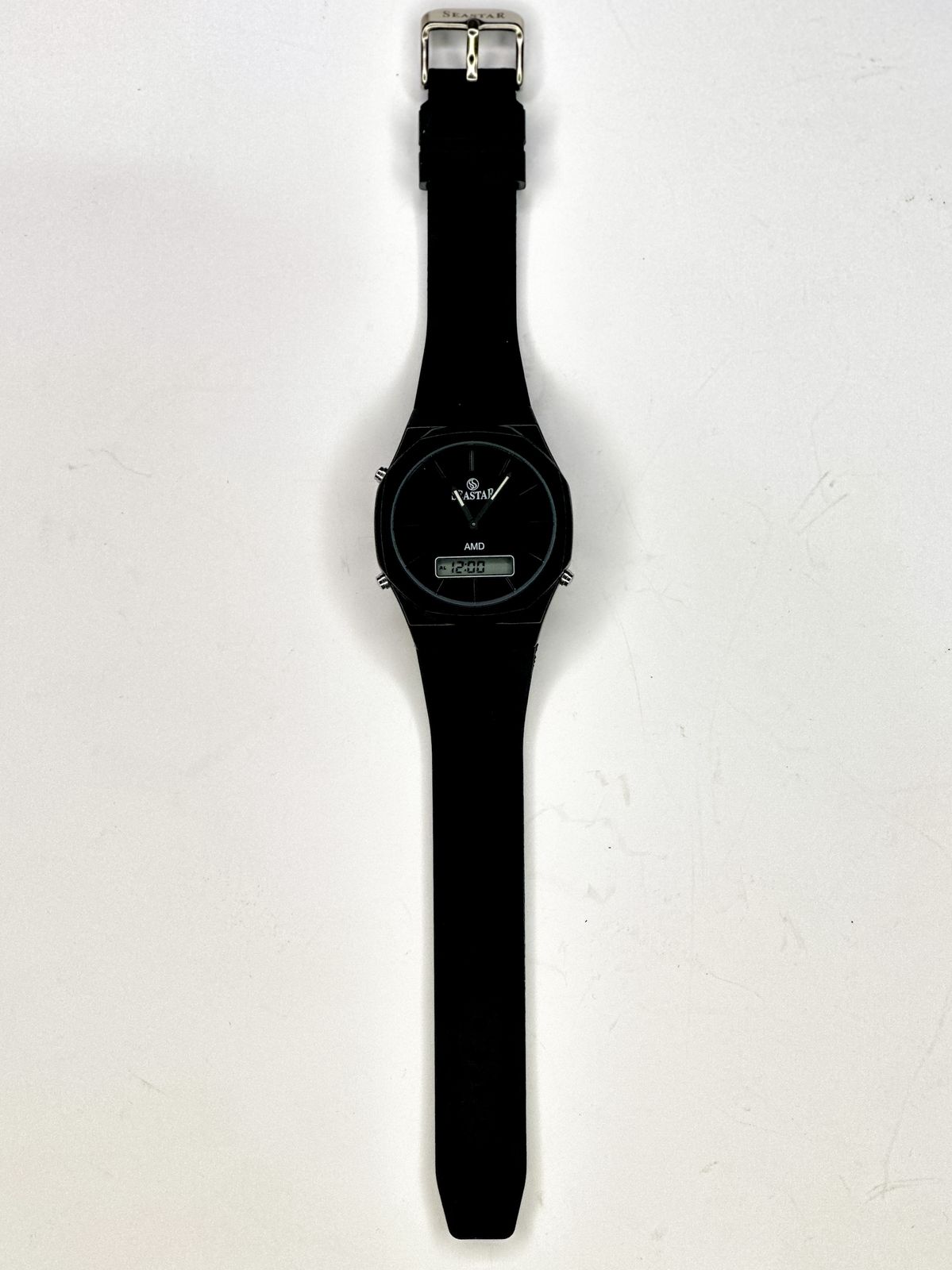 Magical Watch & 100% Waterproof